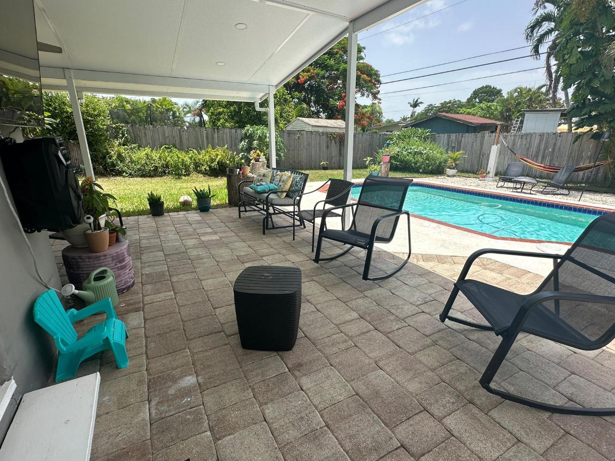 Pool House Resort Heated Swimming Pool Family Getaway Cutler Bay Exterior photo