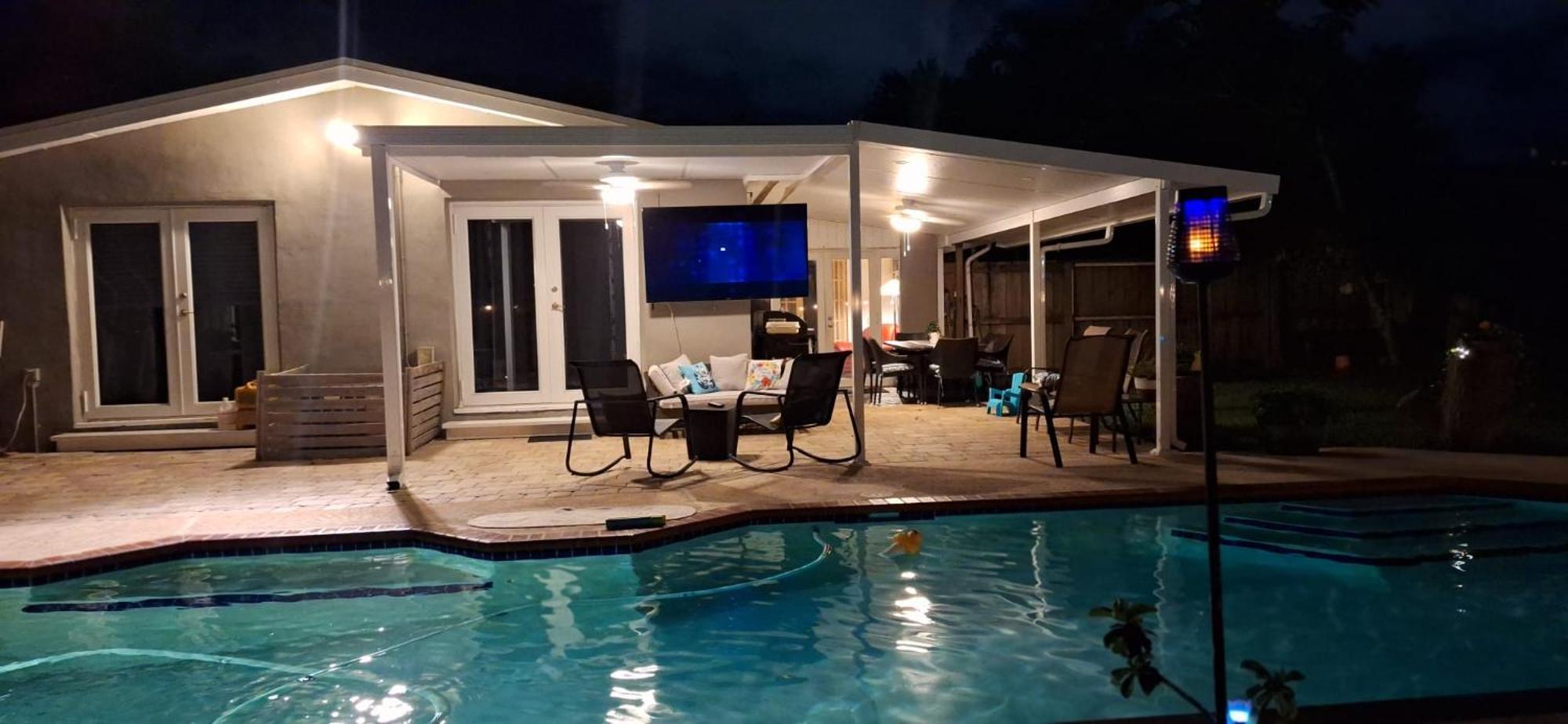 Pool House Resort Heated Swimming Pool Family Getaway Cutler Bay Exterior photo
