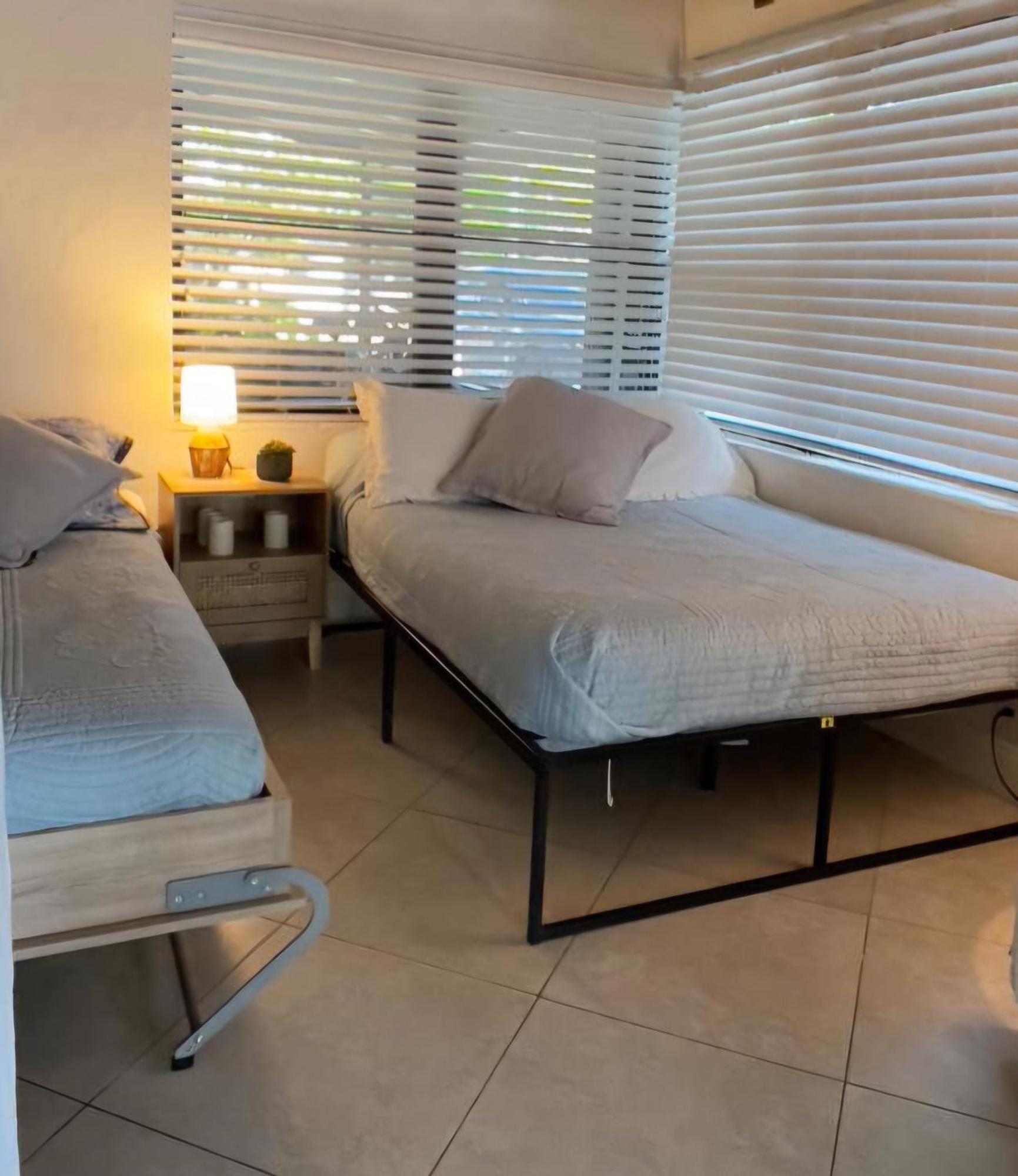 Pool House Resort Heated Swimming Pool Family Getaway Cutler Bay Exterior photo