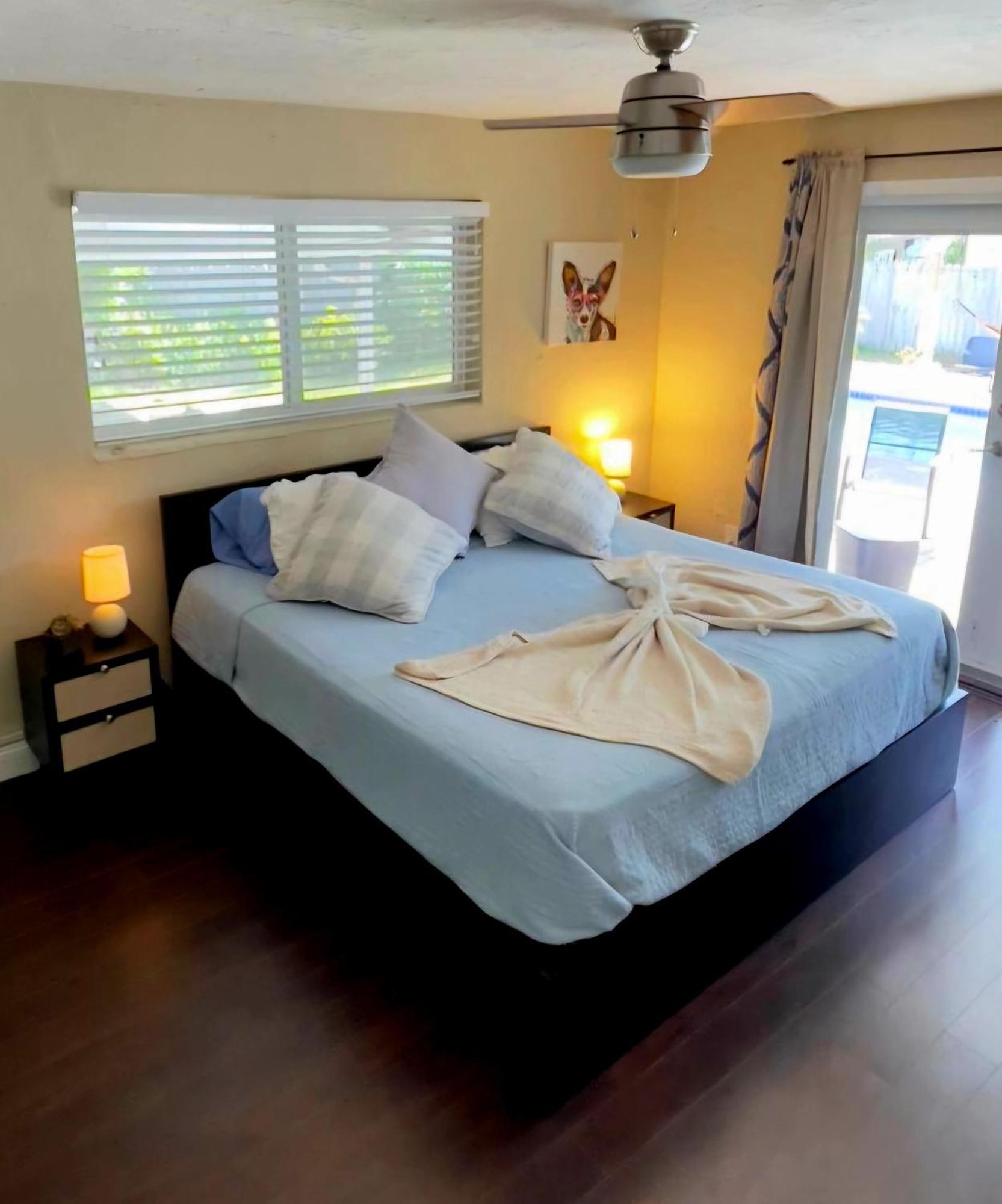 Pool House Resort Heated Swimming Pool Family Getaway Cutler Bay Exterior photo