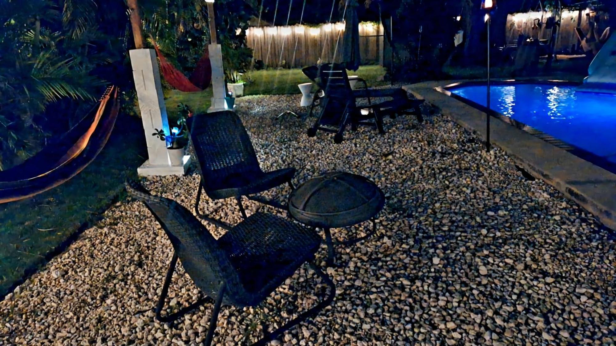Pool House Resort Heated Swimming Pool Family Getaway Cutler Bay Exterior photo